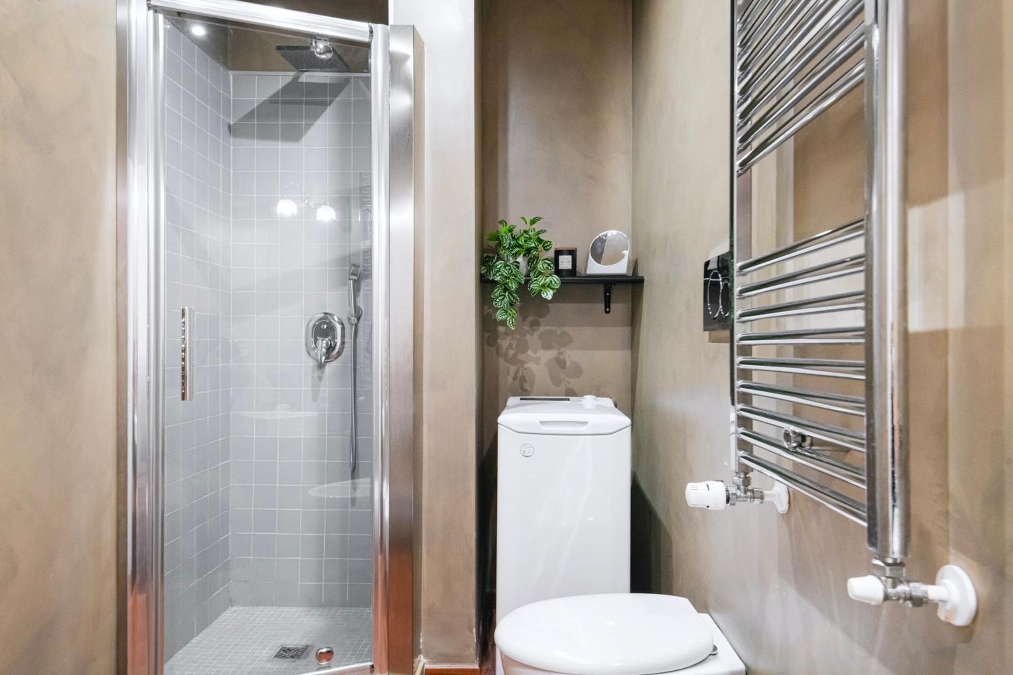 Nice And Cozy Studio In Porta Romana By Easylife Milano Esterno foto